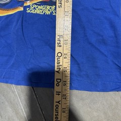2004 SpongeBob SquarePants Hardly Dangerous Graphic T Shirt Nickelodeon Youth M