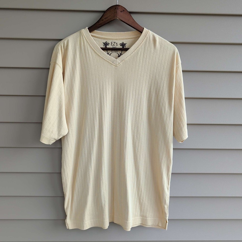 Haggar EZ’s V-Neck T-Shirt Mens Small Pale Yellow Ribbed Short Sleeve