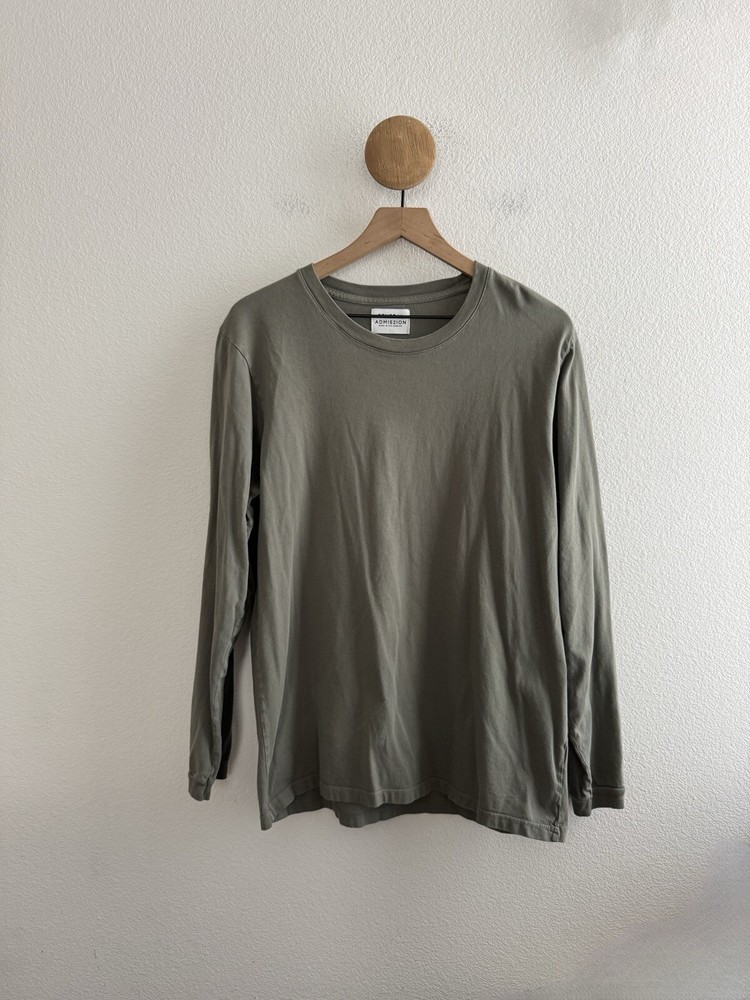 General Admission Green Long Sleeve Shirt Size Large *pinhole*
