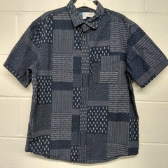 Old Navy Shirt Mens LARGE Patchwork Navy Blue White Short Sleeve Button Down