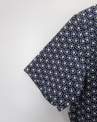 Bertigo Shirt Men Small Blue Button Down Floral Performance Collared Floral NEW