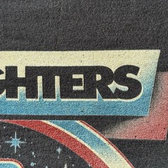 FOO FIGHTERS Space Crest Licensed Alt Rock T-Shirt 2022. MEDIUM Preowned NV