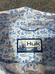 Huk Men’s Kona Pattern Fishing Shirt Size XL Button Down Short Sleeve NWT