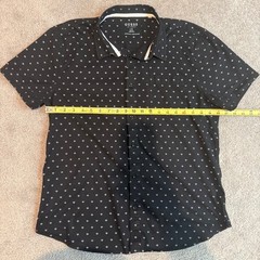 GUESS Slim Fit Short Sleeve Button Down Shirt Black Geometric Print X81H18R3D11