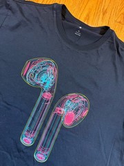Apple Logo AirPods XRay View T-Shirt Black Medium Company Store M Headphones Ear