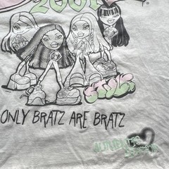 Bratz Authentic Edition 2001 Double-Sided Graphic Print White Tee Men’s L
