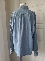 Peter Millar Chambray Blue Button Down XL – 98% Cotton 2% Spandex