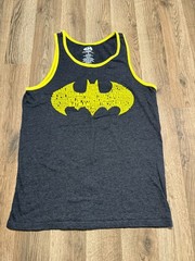 Batman Tank Top Men’s Size Medium Gray Yellow Graphic Print Scoop Neck