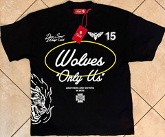 Darc Sport Wolves “Only Us” Men’s L Red Tag Graphic Print T-Shirt