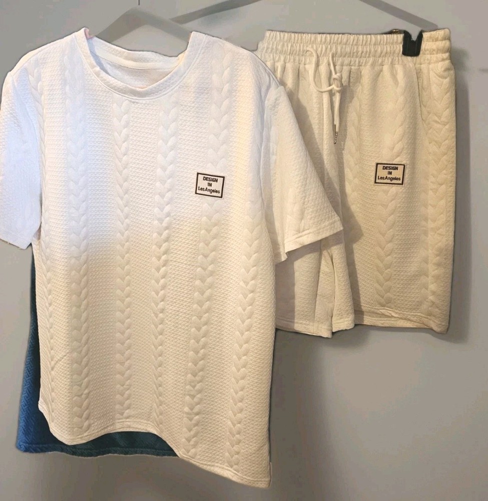 2pc Cable Knit Set Featuring A Crewneck T-Shirt And Drawstring Shorts Sz L White